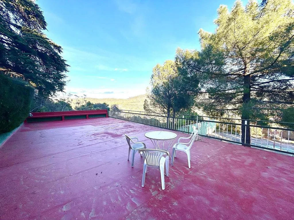 Terrass - Chalet with Pool in Robledo de Chavela