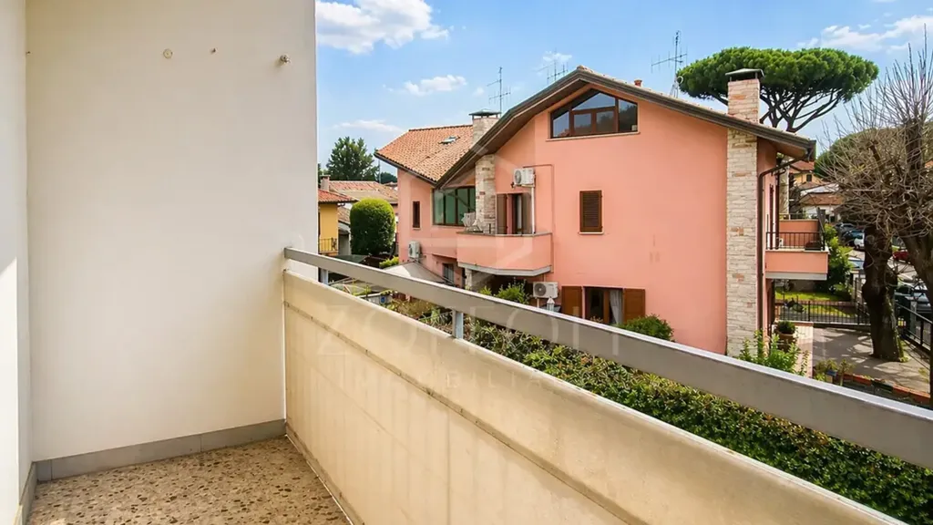 Appartement 4 pièces à IT