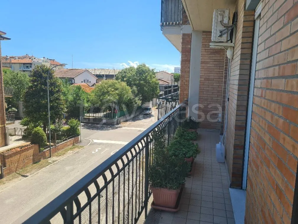 Balcony - Rustic Apartment with Balcony near Ravenna Coast