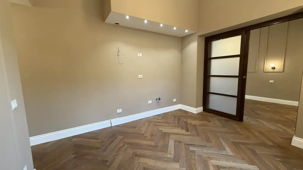 Esik - Bilocale in Elegant Building near Tram, Florence