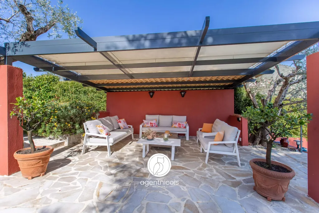 Terrasse - Maison de Caractère avec Piscine à Saint-Jeannet