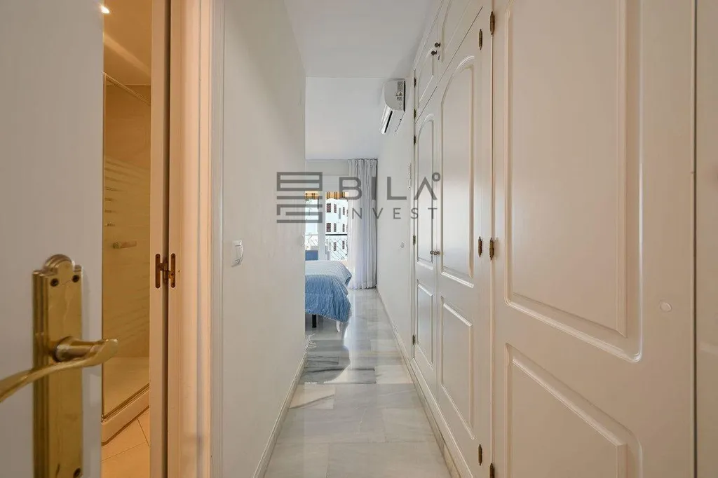 Esik - Furnished Flat with Pool in Calahonda, Mijas