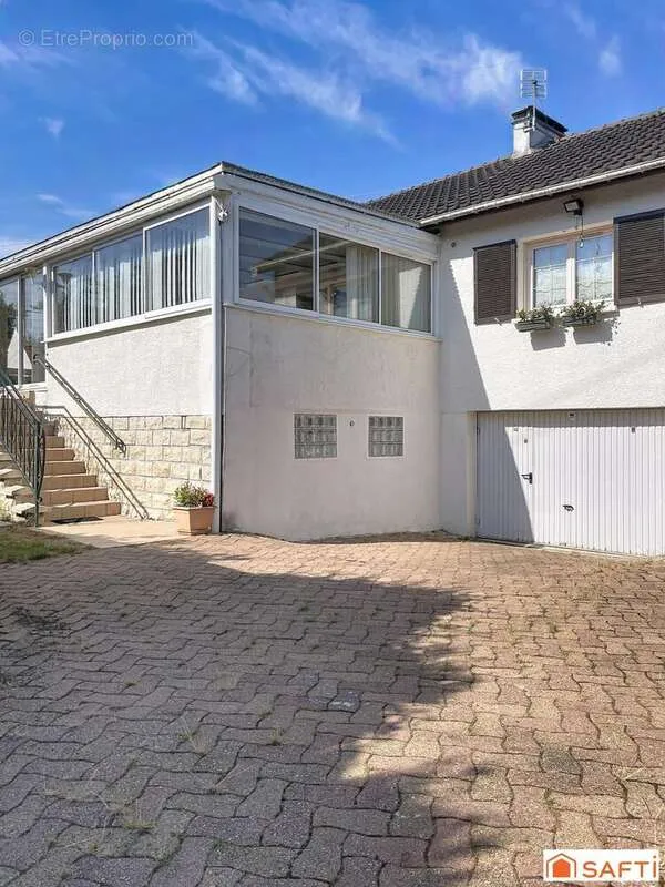 Extérieur - Maison avec Piscine Chauffée à Saint-Chéron