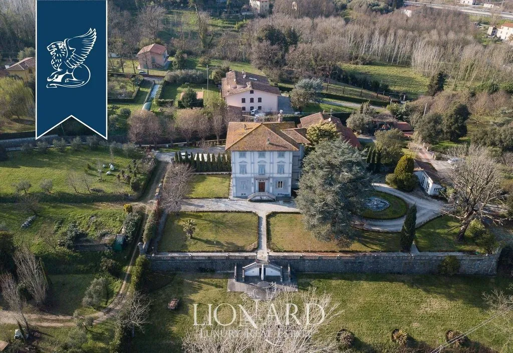 Õhuvaade - Refurbished Luxury Villa with Park in Lucca