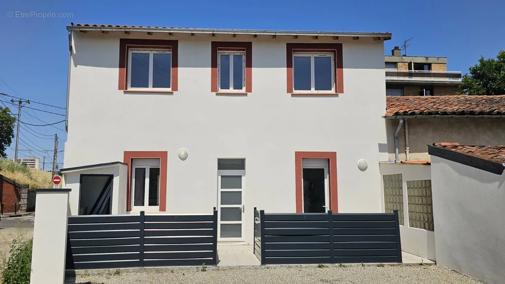 Extérieur - Appartement Neuf avec Terrasse au Quartier Busca