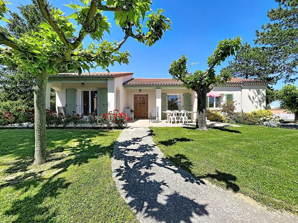 Jardin - Maison avec Piscine et Jardin à Livron sur Drôme
