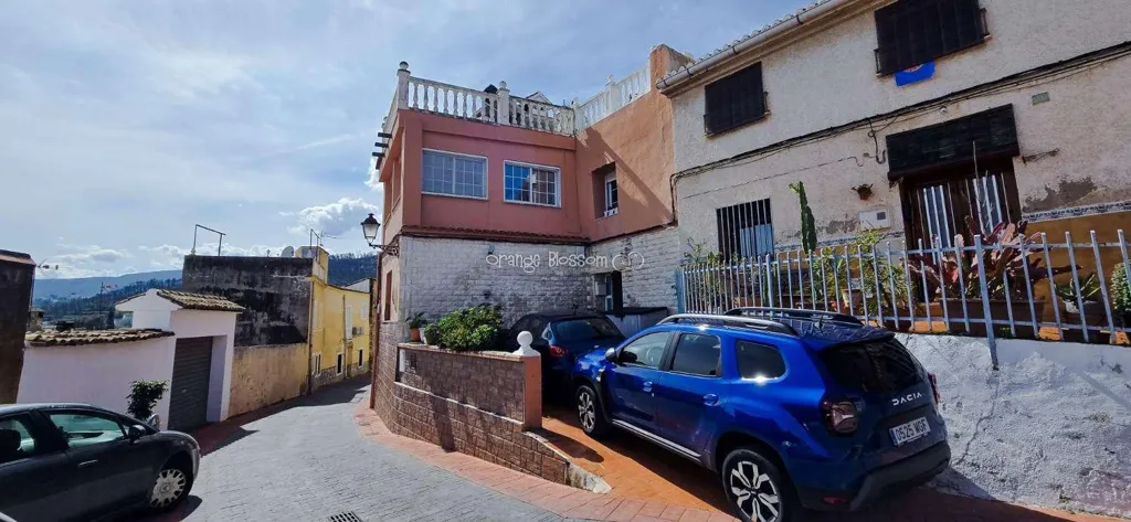 Esterno - Charming Townhouse with Sun Lounge in Ador