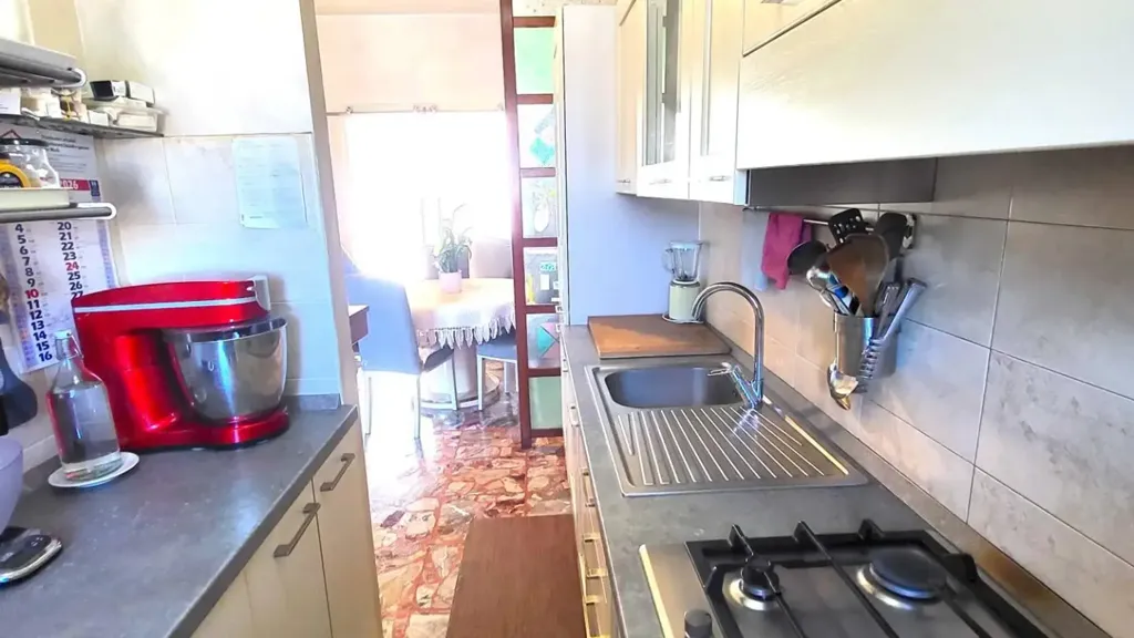 Cuisine - Triplex with Panoramic View in Turin