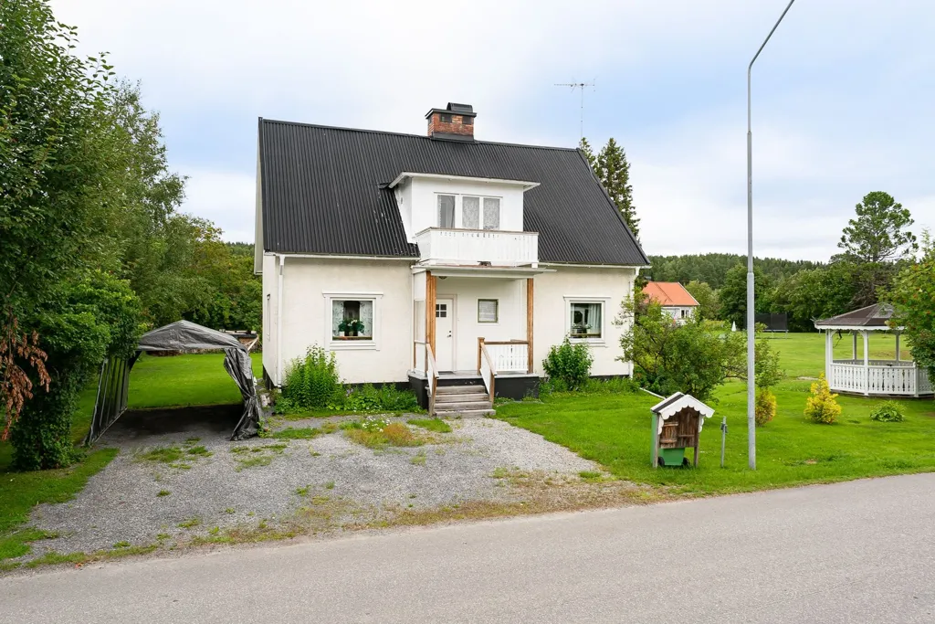 Välivaade - Detached House with Garden in Ramsele