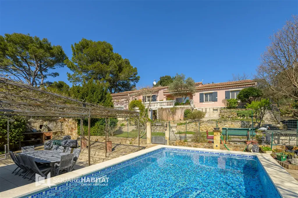 Maison 8 pièces à Rochegude