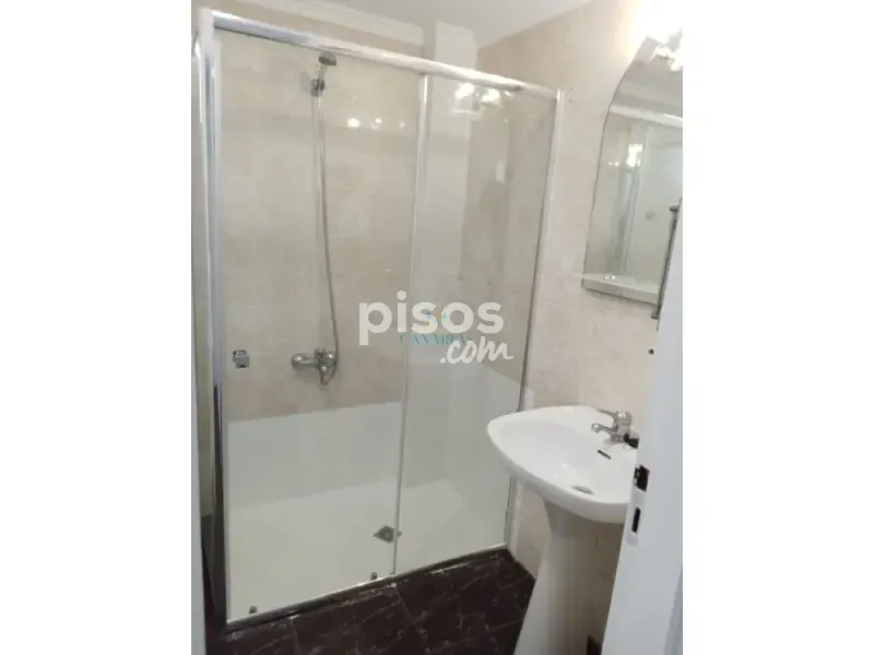 Salles de bain - 1-Bedroom Apartment with Pool in San Agustín
