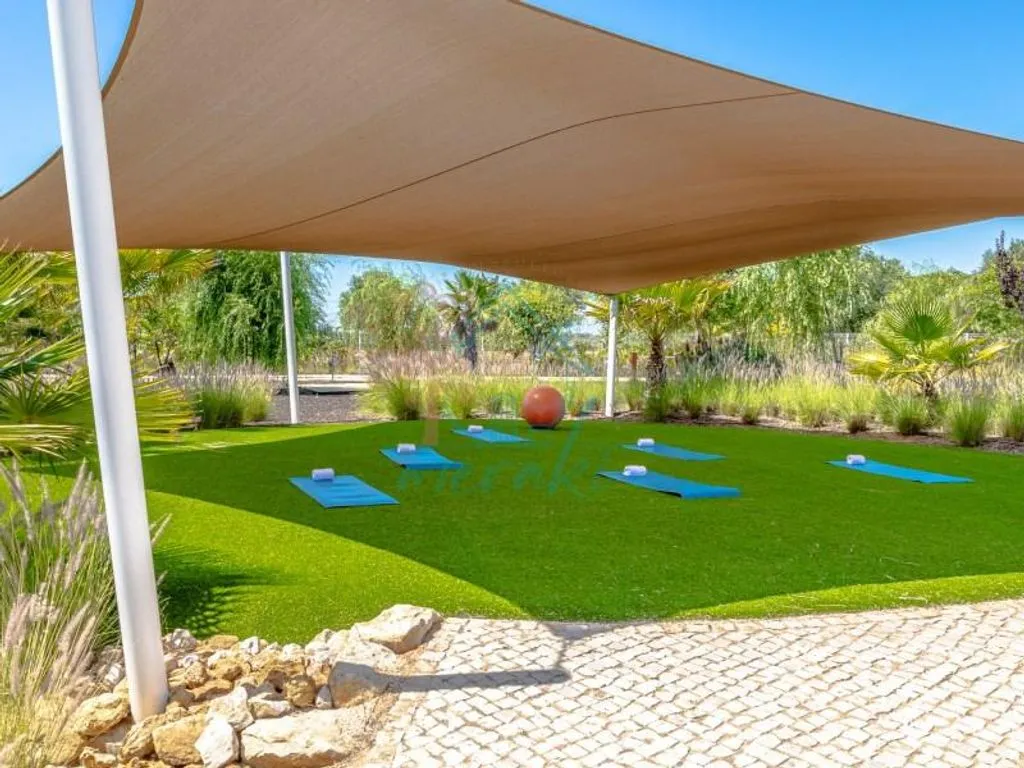 Jardin - Luxury Hotel with Resort Amenities in Espiche