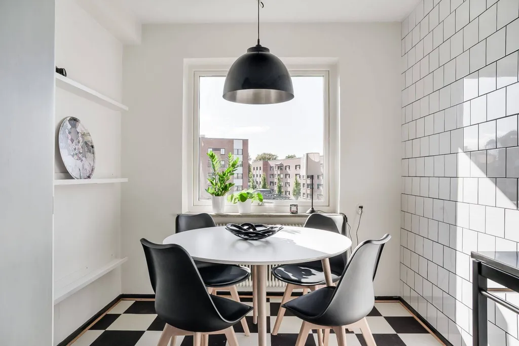 Söögituba - Apartment with Retro Kitchen in Hyllie, Malmö