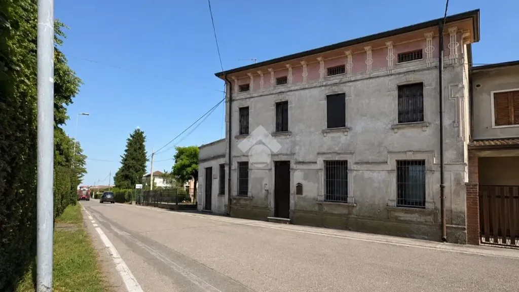 Extérieur - Independent Villa with Garden in Sorgà