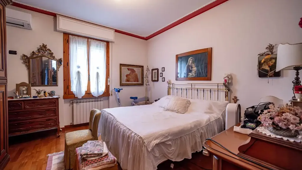 Bedrooms - Quadrilocale with Terrace in Campi Bisenzio