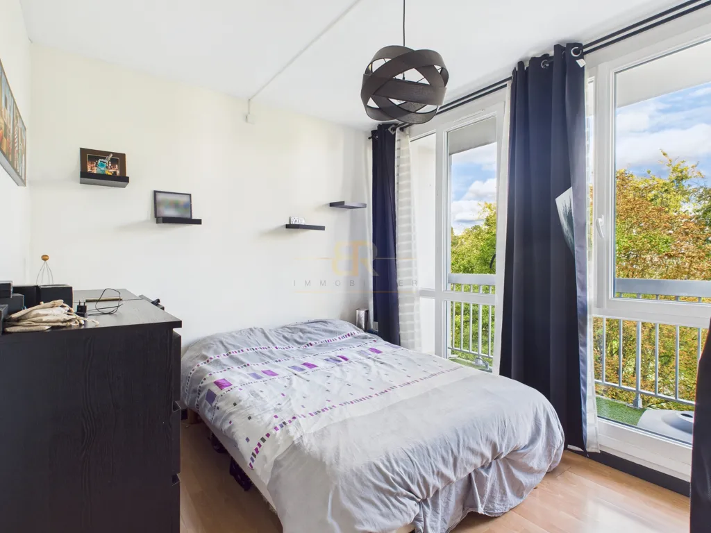 Camere da letto - Bright 2-Bed Flat with Garden View in Chelles