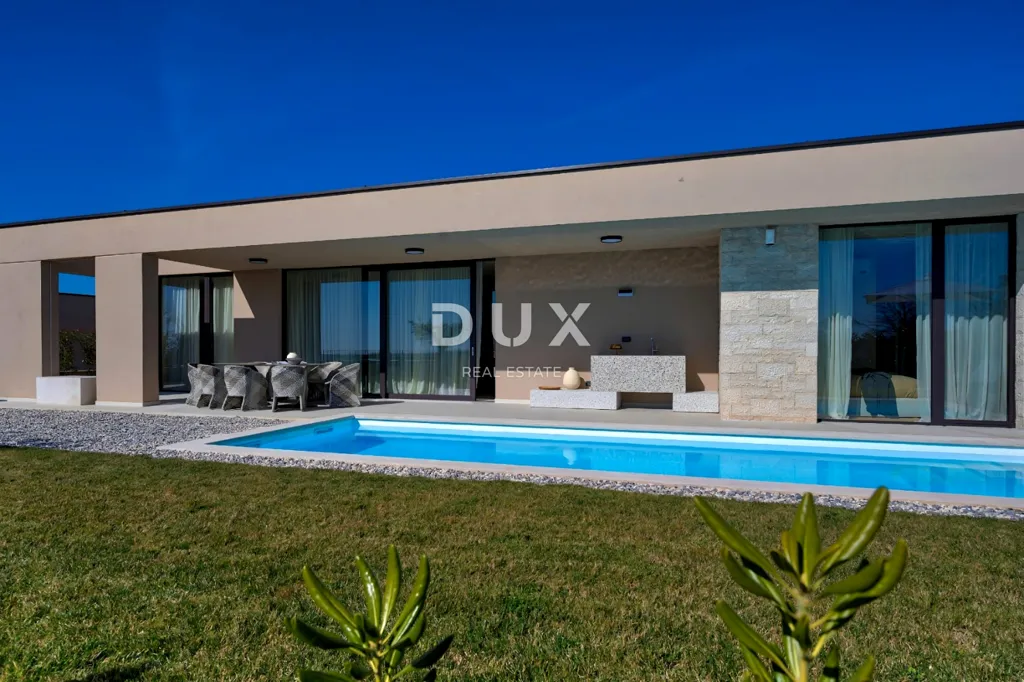 Piscine - Luxury Villa with Sea View near Poreč