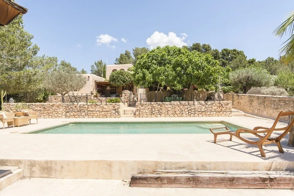 Piscine - Historic Chalet with Pool and Terrace in Sant Josep