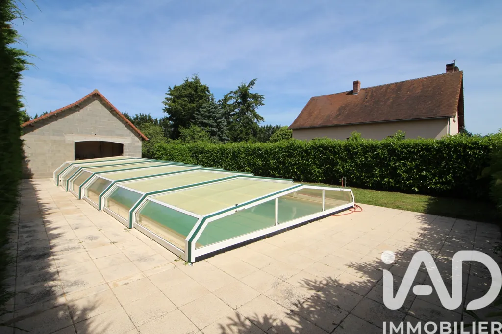 Bassein - Traditional House with Pool near Chatellerault