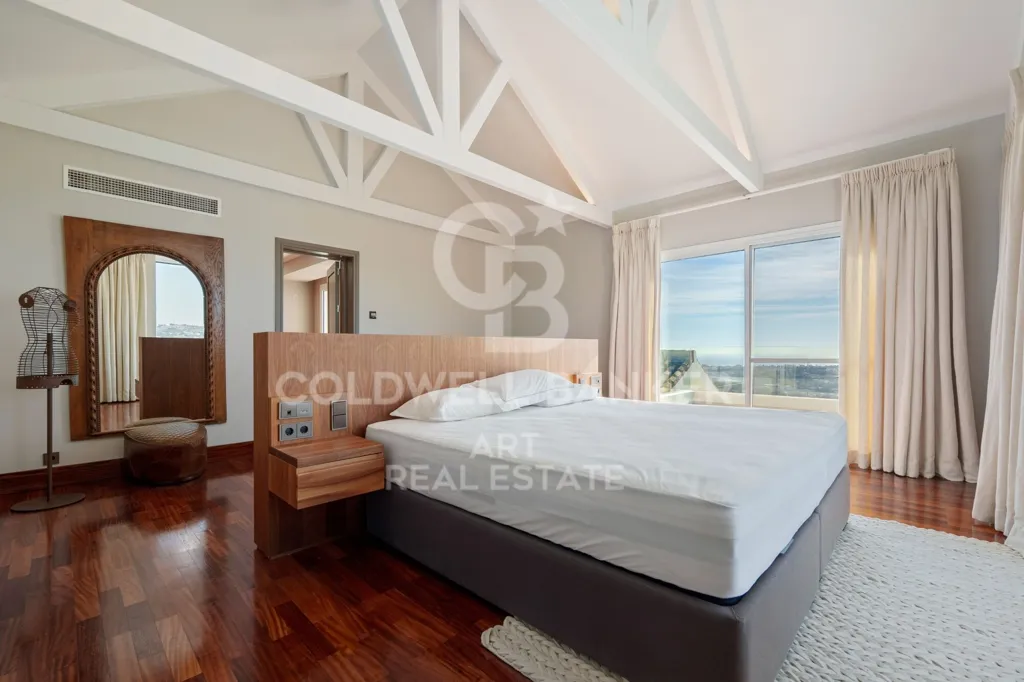 Magamistoad - Contemporary Mediterranean Villa with Panoramic Views in Benahavís
