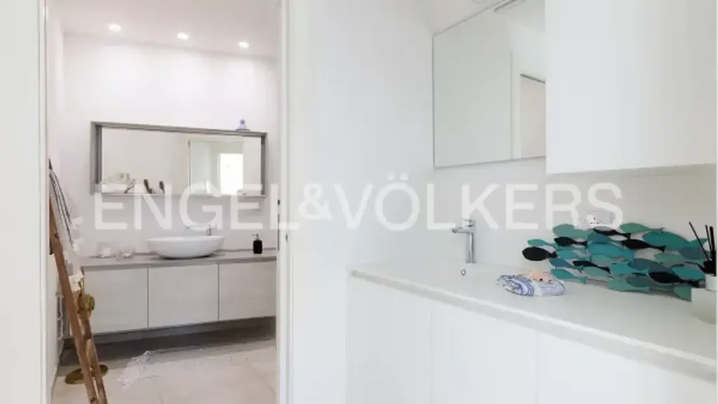 Salles de bain - Riviera Villa with Sea Access in Ceriale