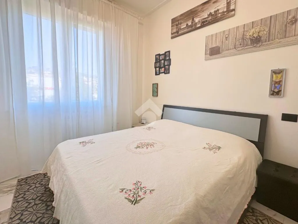 Chambres - Renovated Apartment with Balcony in Ancona