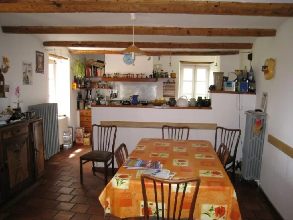 Salle à manger - Mas du 18e avec 6 Appartements et Piscine à Alès