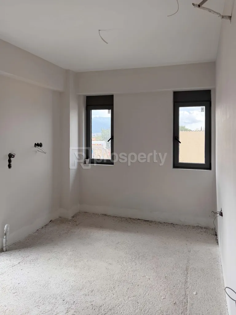 Pièces - Newly Built Apartment with Green View in Pefki