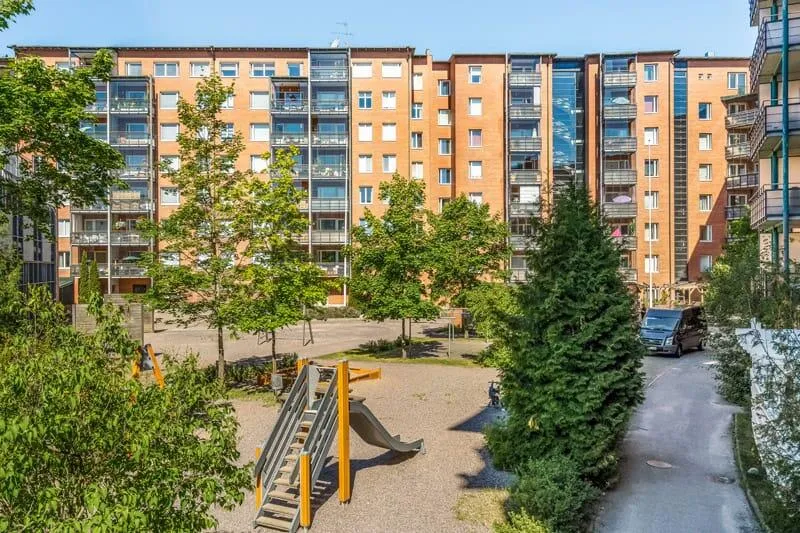 Aed - Bright Apartment with Balcony in Lahti Centre