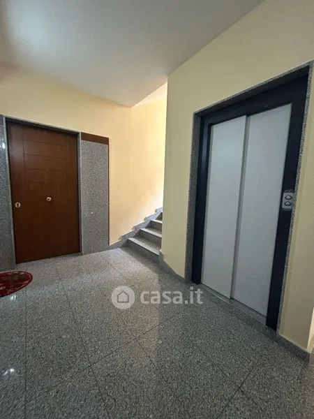 Entrée - Modern Apartment with Balcony in Potenza