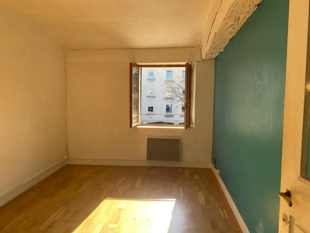 Toad - Charming 4-Piece Apartment in Avignon Centre