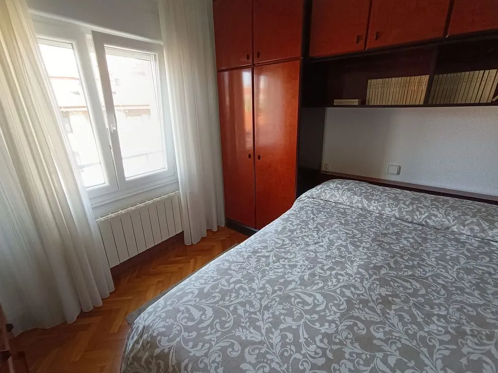 Chambres - Apartment with Balcony in El Parque, Torrelavega