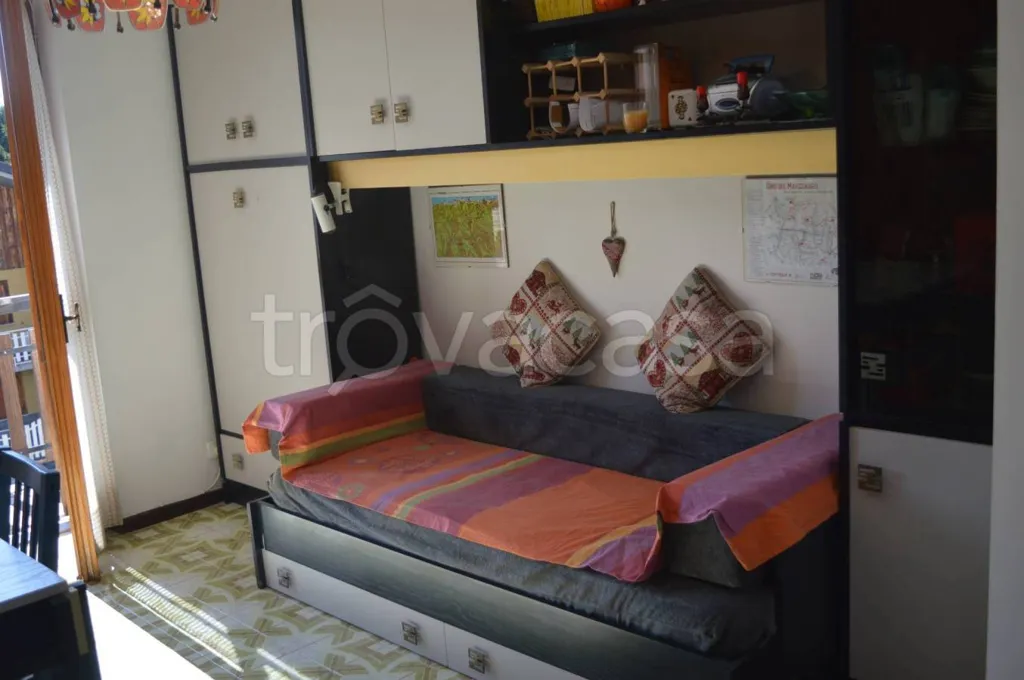 Magamistoad - Apartment with Balcony in Roburent