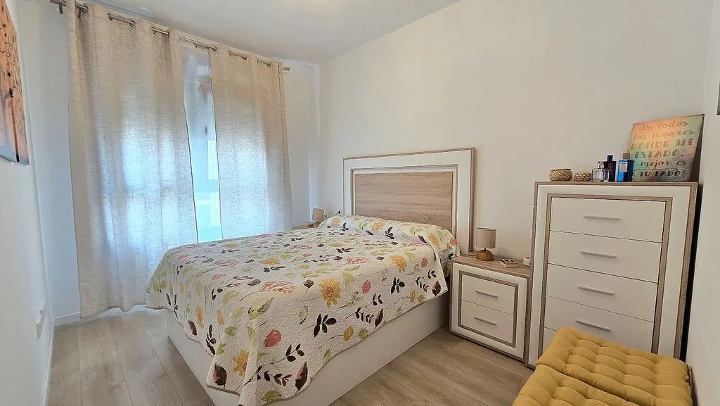 Magamistoad - Modern Flat with Terrace in Parque Mediterráneo