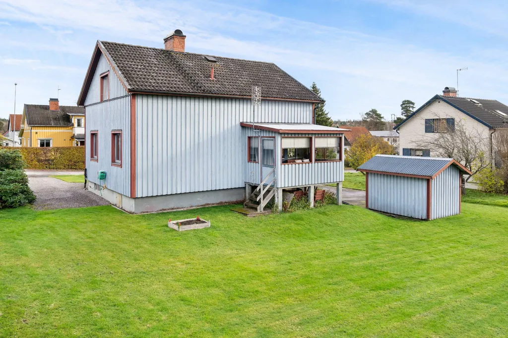 5-toaline maja asukohas Degerfors kommun