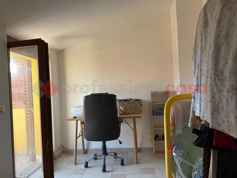 Bureau - Rustic Villa with Garden near Arezzo
