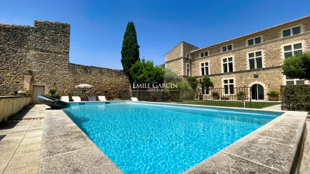 Piscine - Domaine de Prestige avec Piscine près d'Aix-En-Provence