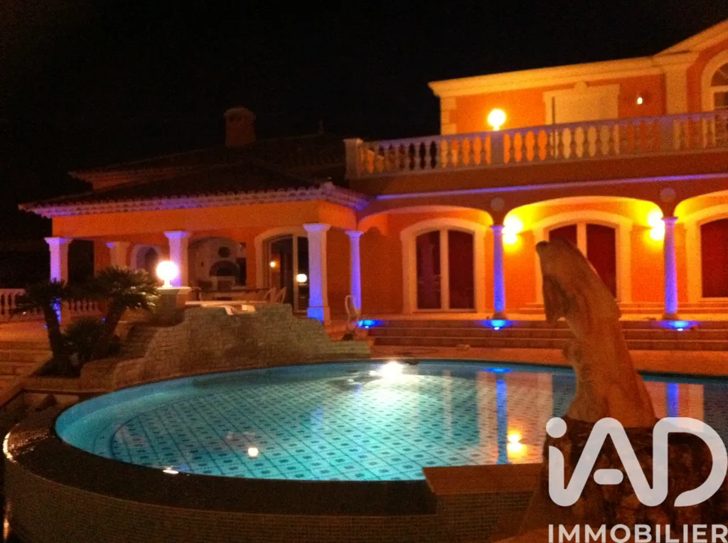 Piscine - Villa Moderne avec Vue Mer à Roquebrune-sur-Argens