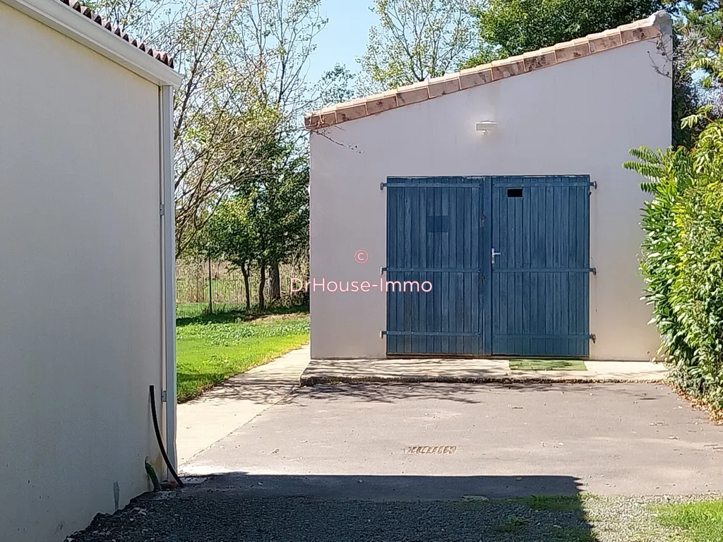 Extérieur - Maison Rénovée avec Terrasse à Saint-Ouen-d'Aunis