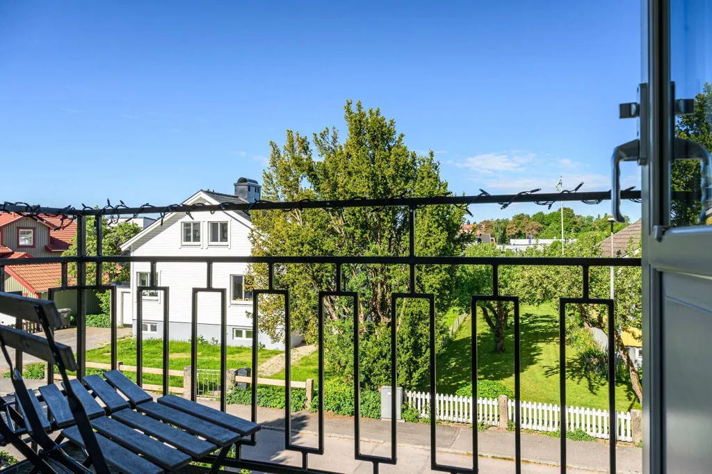 Rõdu - Classical Style House with Garden in Växjö