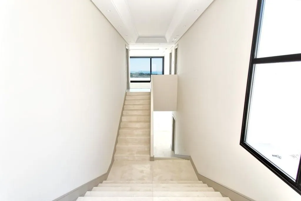 Toad - Luxury Villa with Pool in Benahavís