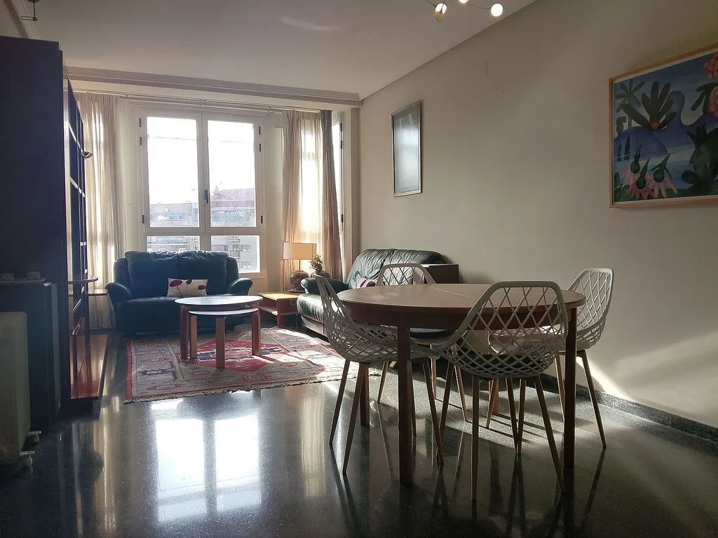 Salle à manger - Furnished Flat with Balcony in Mestalla