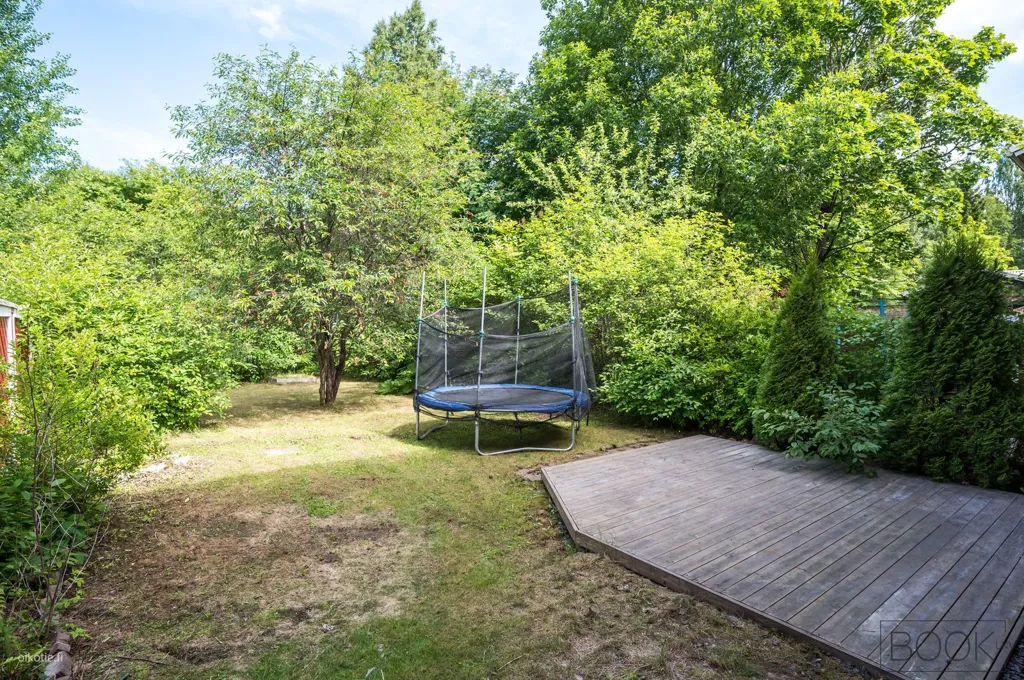 Jardin - Spacious Apartment with Garden in Mäntylä, Oulu