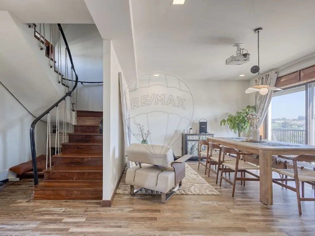 Salle à manger - Rehabilitated Bi-Family House in Matosinhos