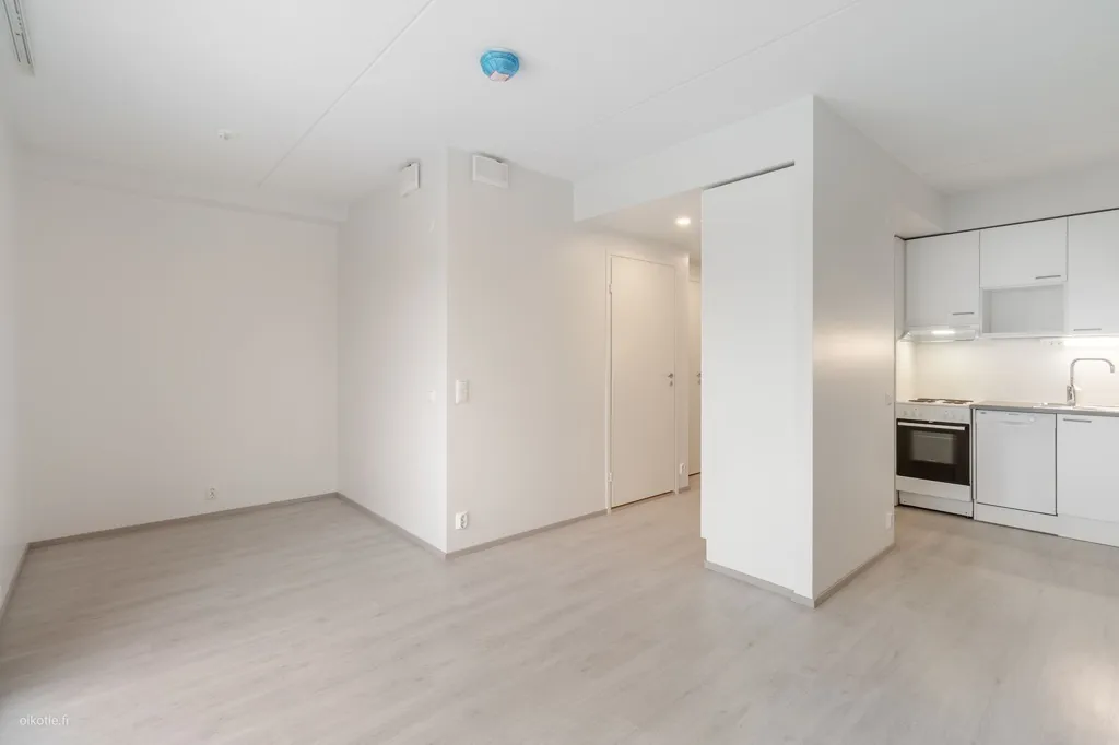 Köök - Modern Studio Flat with Balcony in Espoo