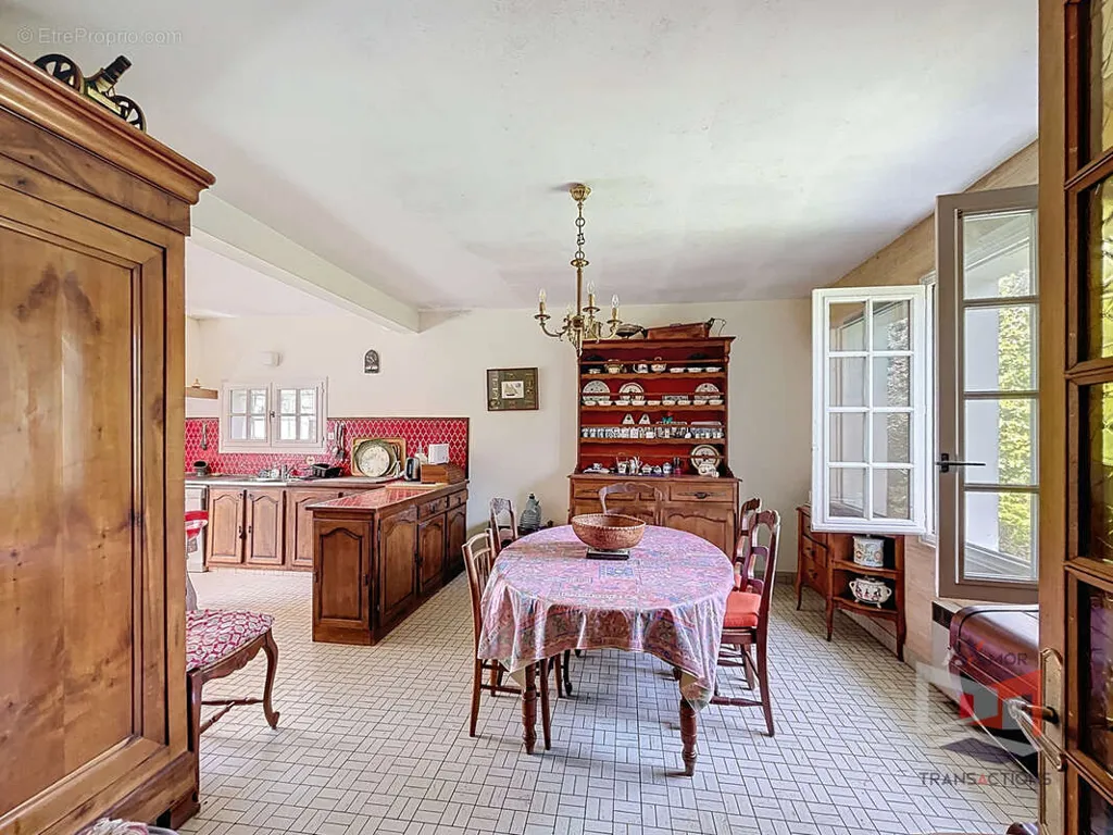 dining_room