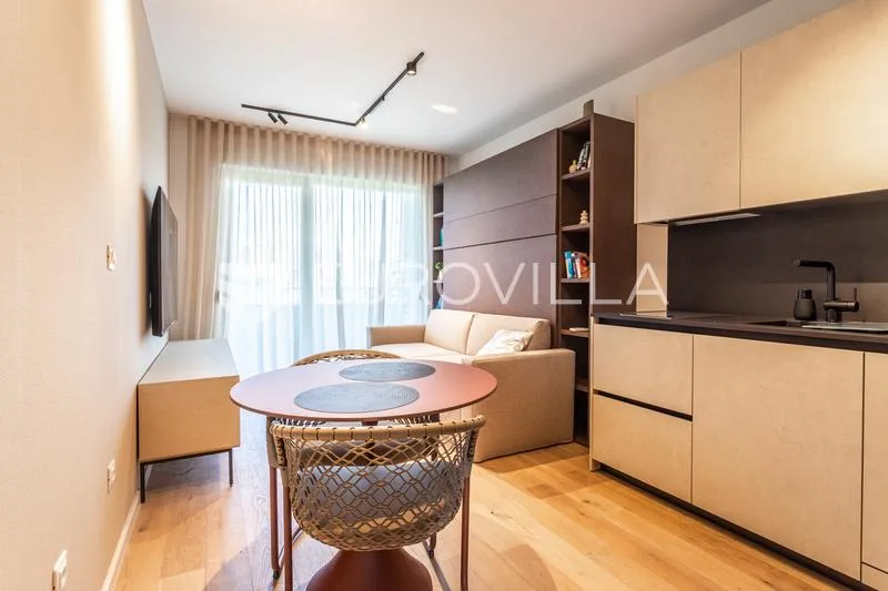 Séjour - Modern Studio Apartment with Loggia in Sirobuja, Split
