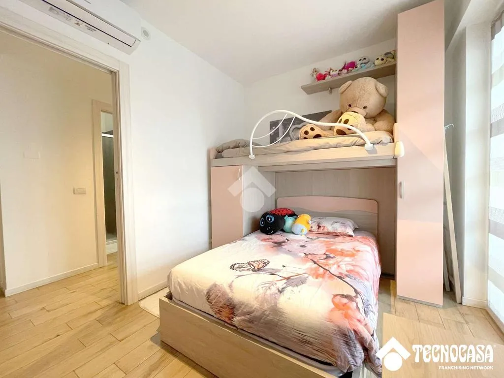 Magamistoad - Modern Triplex with Terrace in Cornaredo