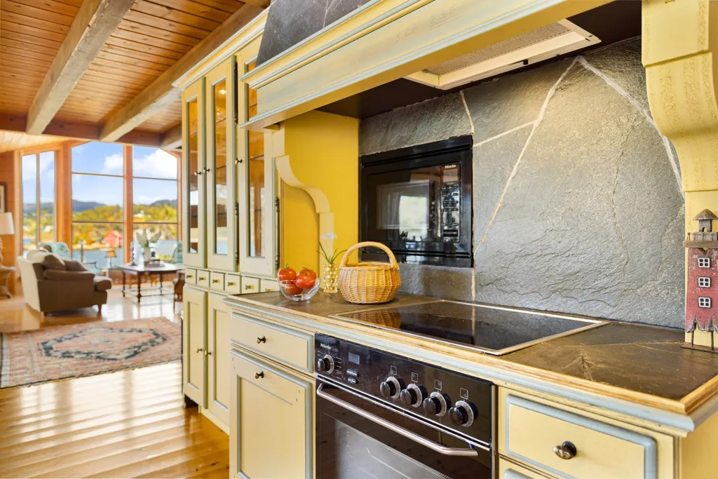 Cuisine - Holiday Cottage with Marina Spots in Forstrøno