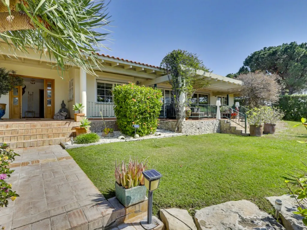Garden - Detached Villa with Pool in Fonte Santa, Loulé